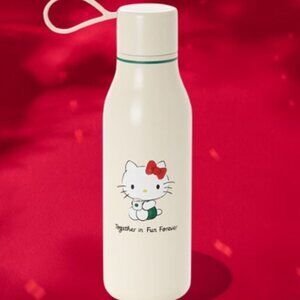 Hello Kitty x Starbucks Water bottle